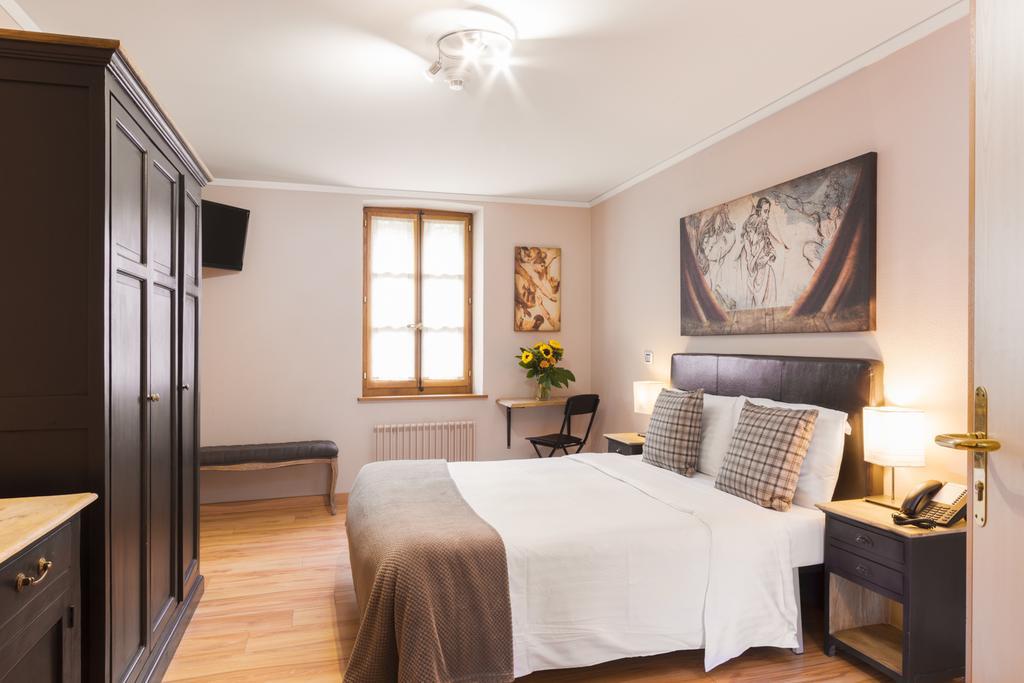 Auberge Communale De Carouge Buitenkant foto