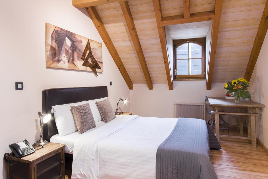 Auberge Communale De Carouge Buitenkant foto